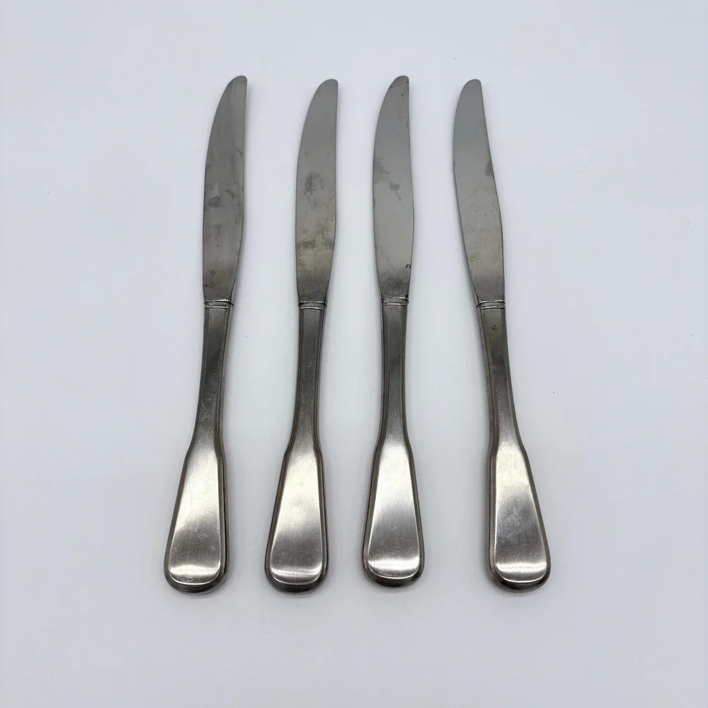 Oneida Deluxe Independence Stainless Steel Set of 4 Dinner Knives